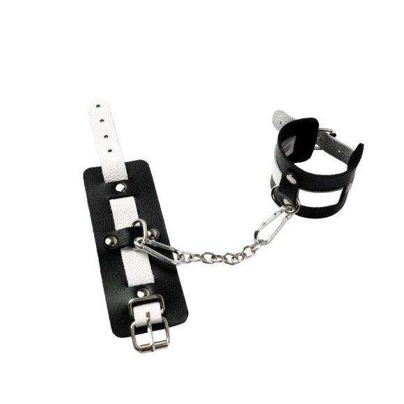 Черно-белые кожаные оковы Черно-белые кожаные оковы