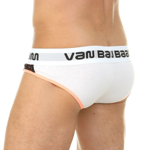 Белые трусы-слипы с красными пайетками Белые трусы-слипы с красными пайетками