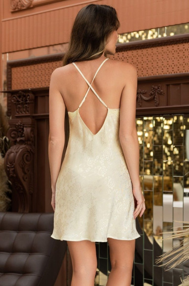 Короткая сорочка Margo из искусственного шелка Короткая сорочка Margo из искусственного шелка