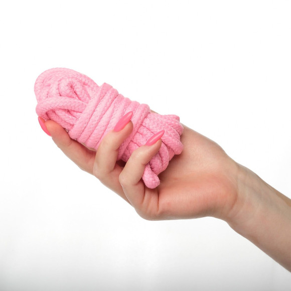 Розовая мягкая веревка для бондажа - 5 метров Розовая мягкая веревка для бондажа - 5 метров