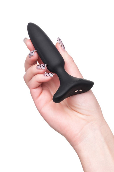 Черная анальная втулка Hush 2 (XS) - 12,1 см. Черная анальная втулка Hush 2 (XS) - 12,1 см.