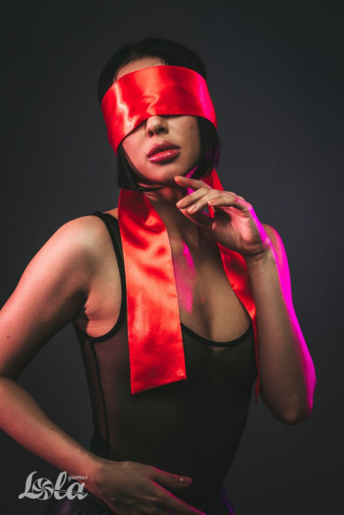 Красная лента для связывания Wink - 152 см. Красная лента для связывания Wink - 152 см.