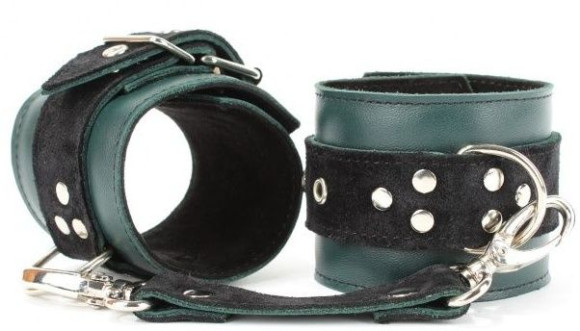 Изумрудные оковы Emerald Shackles Изумрудные оковы Emerald Shackles