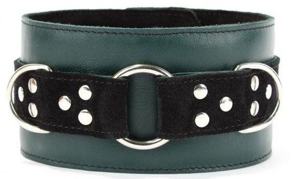 Изумрудный ошейник Emerald Collar On The Strap Изумрудный ошейник Emerald Collar On The Strap