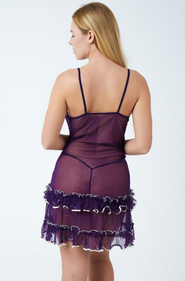 Сорочка с рюшами, контрастной отделкой и феромонами Сорочка с рюшами, контрастной отделкой и феромонами