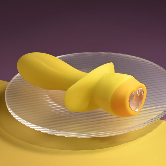 Желтая анальная вибропробка Mellow Yellow - 13,5 см. Желтая анальная вибропробка Mellow Yellow - 13,5 см.