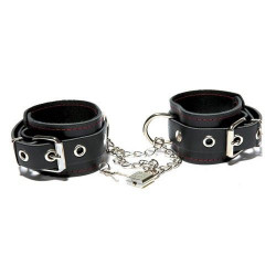 Кожаные оковы на руки без цепочки с замком Кожаные оковы на руки без цепочки с замком
