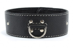 Черный кожаный ошейник с полукольцом для поводка Черный кожаный ошейник с полукольцом для поводка