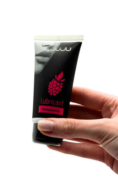 Съедобный лубрикант JUJU Raspberry с ароматом малины - 50 мл. Съедобный лубрикант JUJU Raspberry с ароматом малины - 50 мл.