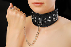 Чёрный ошейник из кожи Чёрный ошейник из кожи