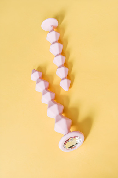 Розовая анальная цепочка с кристаллом Buddy - 17,7 см. Розовая анальная цепочка с кристаллом Buddy - 17,7 см.